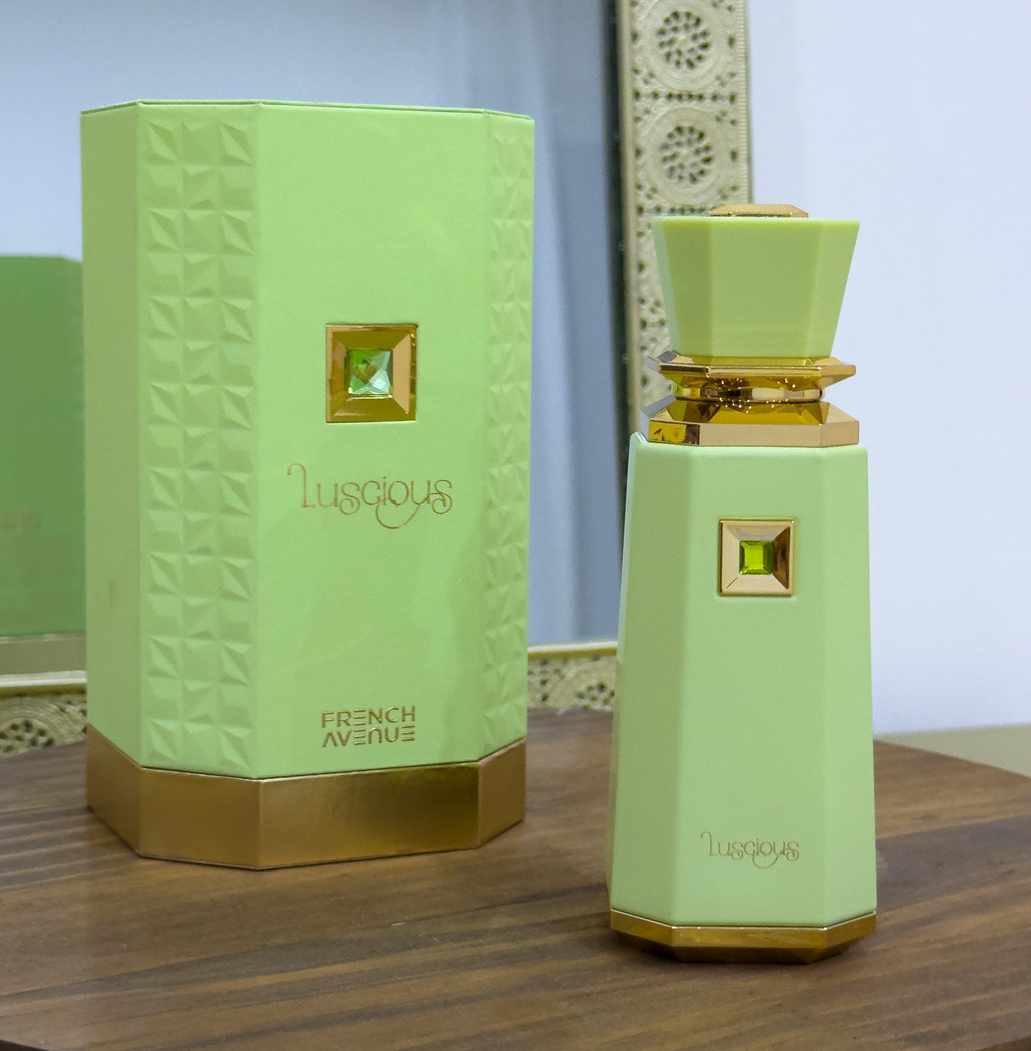 Luscious French Avenue